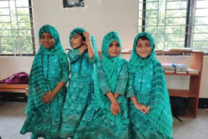 Dress-Distribution-3